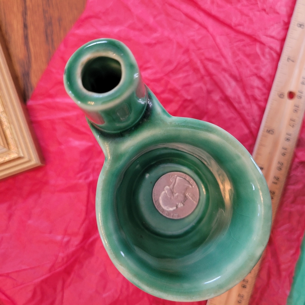 Vintage USA Pottery Pot Belly Stove Vase ~ Decor ~ Green ~ Unique ~ Unsigned - Picture 9 of 13